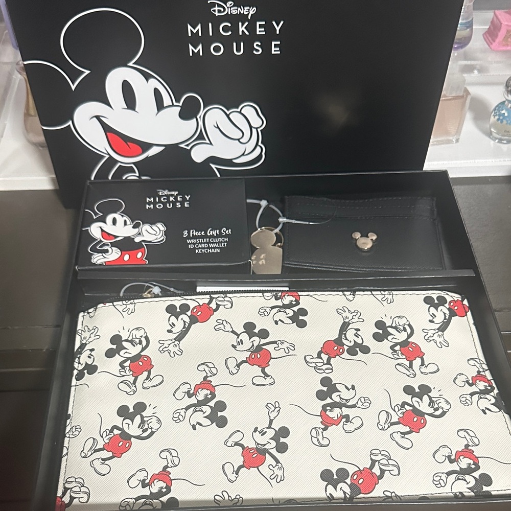 Disney Mickey Mouse Black and Red Accessory Set